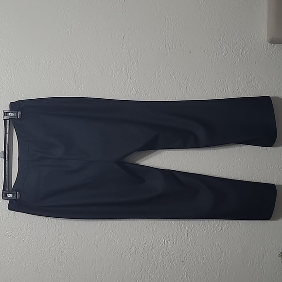 3/$10 CHICO'S SUPER SOFT JEAN PANTS. 1X - Picture 4 of 4